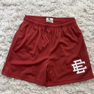 Eric Emanuel basic short cinnabar - M